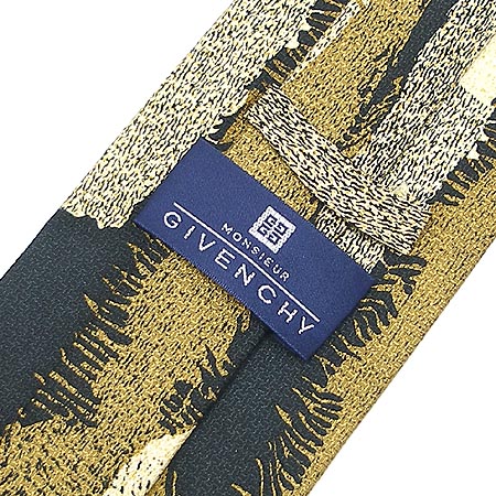 GIVENCHY(�����) ��Ÿ��2�� �̹���5 - ���̺��� �߰���ǰ