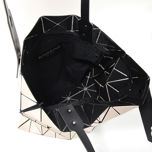 ISSEY MIYAKE (�̼��� �̾���) �ٿ��ٿ� BB81AG053 �缾Ʈ ��Ʈ�� [�뱸�ż�����] �̹���5 - ���̺��� �߰���ǰ