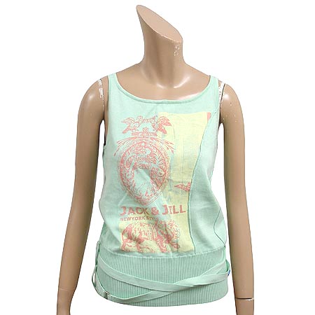 �����  ����