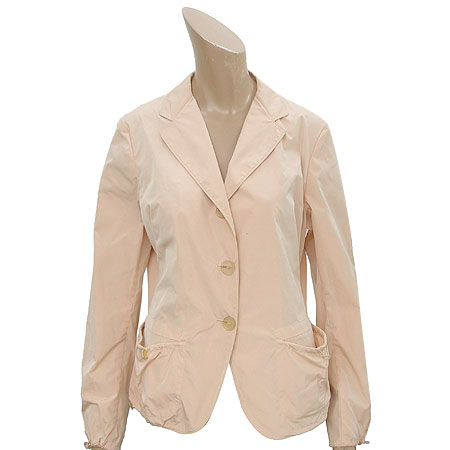 ������  ����