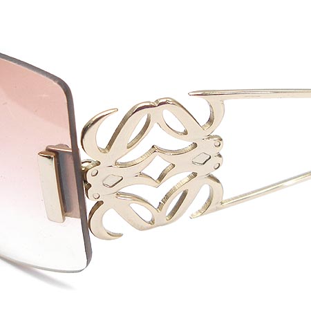 Loewe(�ο���) ���۶� �̹���5 - ���̺��� �߰���ǰ