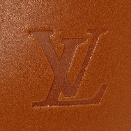 Louis Vuitton NOMADE LOCKIT VERTICAL ��Ʈ�� �̹���4 - ���̺��� �߰���ǰ