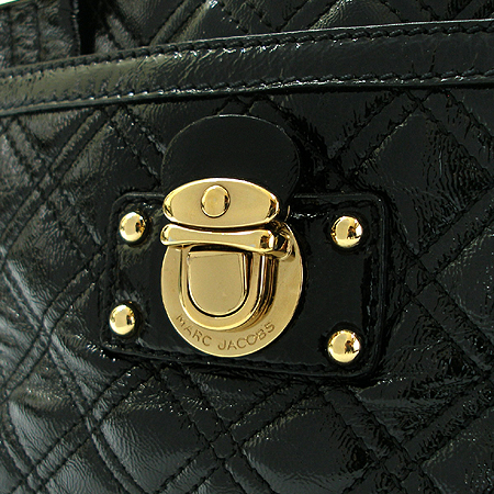 Marc Jacobs(����Ŭ�ھ) ���� ���̴�Ʈ ��Ʈ�� �̹���4 - ���̺��� �߰���ǰ