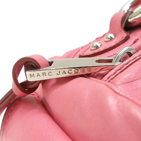 MARC JACOBS(��ũ�����߽�) ��Ƽ���� ���� ��Ʈ�� �̹���4 - ���̺��� �߰���ǰ
