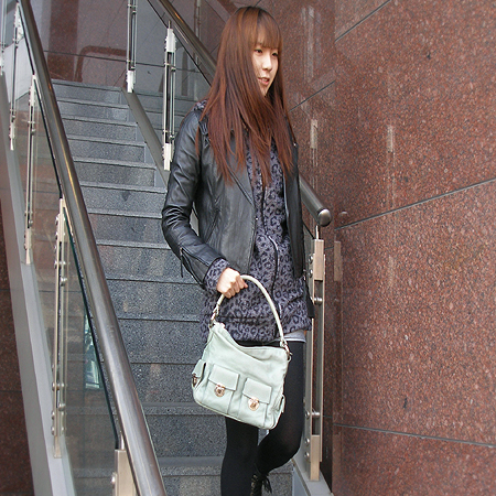 Marc Jacobs(��ũ�����߽�) ����ġ�� ���� ����� �̹���6 - ���̺��� �߰���ǰ