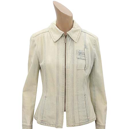 ��������  ����