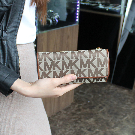 Michael Kors CHECKBOOK WALLET [�����ȭ��] �̹���6 - ���̺��� �߰���ǰ