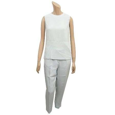 ����  ����