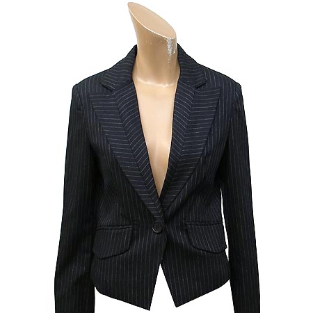 ����  ����