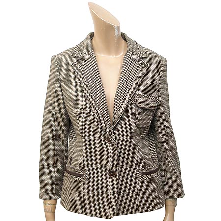 ����  ����