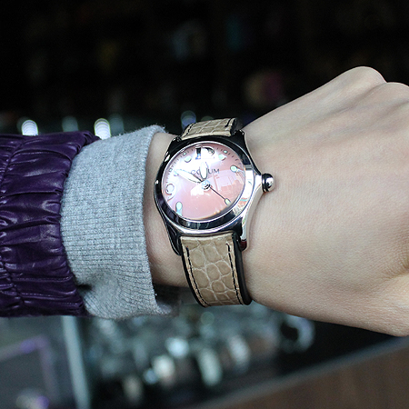 CORUM Bubble Midsize (������) �̹���6 - ���̺��� �߰���ǰ