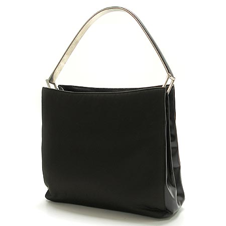 Prada(�����) ����� �̹���3 - ���̺��� �߰���ǰ