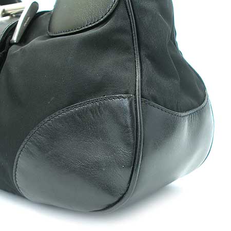 Prada(�����) ����� �̹���3 - ���̺��� �߰���ǰ