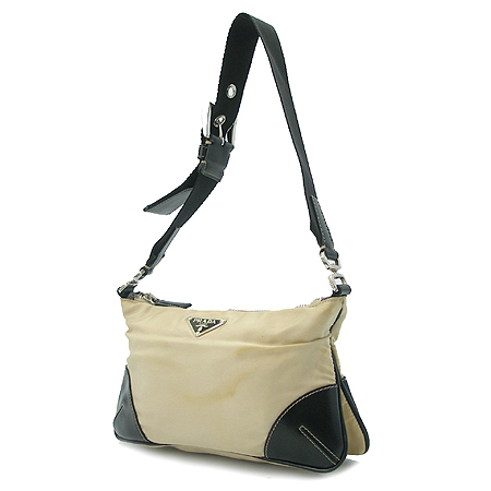 Prada(�����) ����� �̹���2 - ���̺��� �߰���ǰ