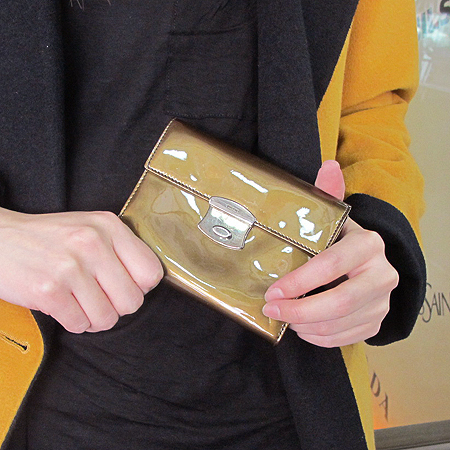 Prada(�����)* ������ ������ �̹���4 - ���̺��� �߰���ǰ