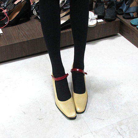 Prada(�����) ������ ������ ���� �̹���4 - ���̺��� �߰���ǰ