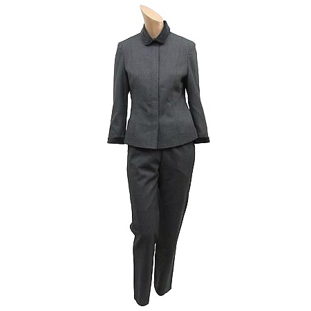 ������  ����