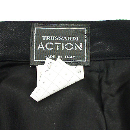 Trussardi(Ʈ����) ��ĿƮ �̹���4 - ���̺��� �߰���ǰ