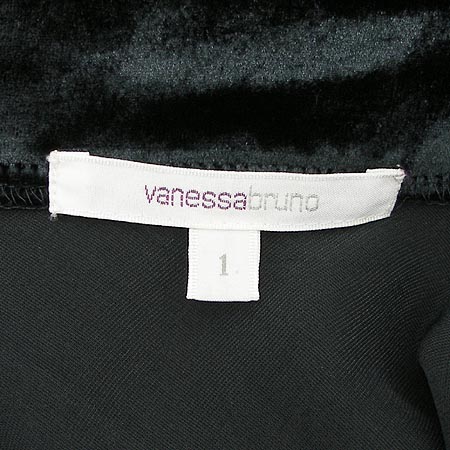 VanessaBruno ��ĿƮ �̹���4 - ���̺��� �߰���ǰ