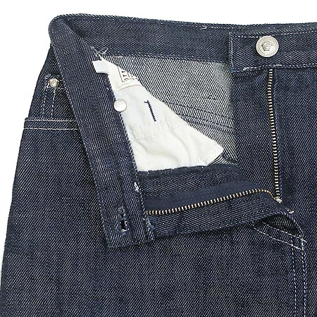 Versace(������ü) û��ĿƮ �̹���2 - ���̺��� �߰���ǰ