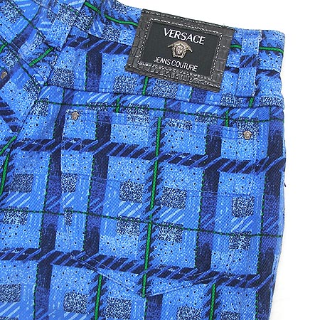 Versace(������ü) ���� �̹���2 - ���̺��� �߰���ǰ