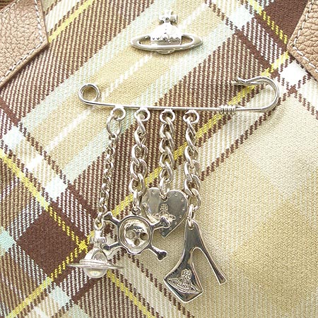 Vivienne_Westwood(���ȿ���Ʈ���) ��Ʈ�� �̹���4 - ���̺��� �߰���ǰ